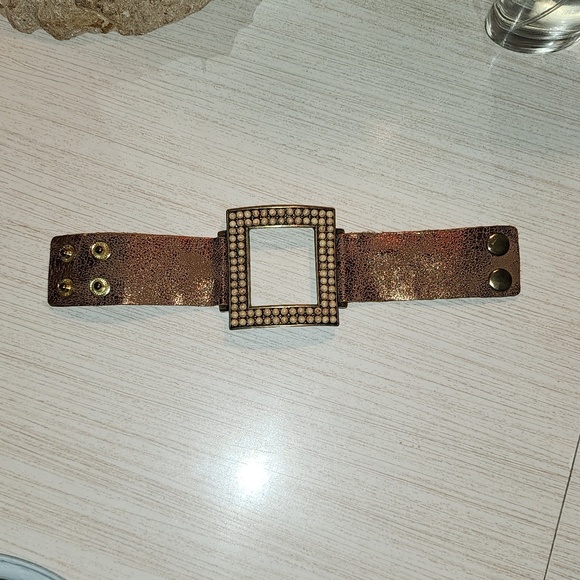 Brown and gold bracelet - Picture 3 of 6
